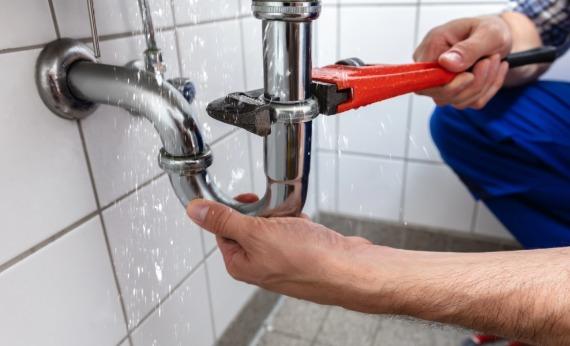 we have specialized equipment to address emergency plumbing situations efficiently
